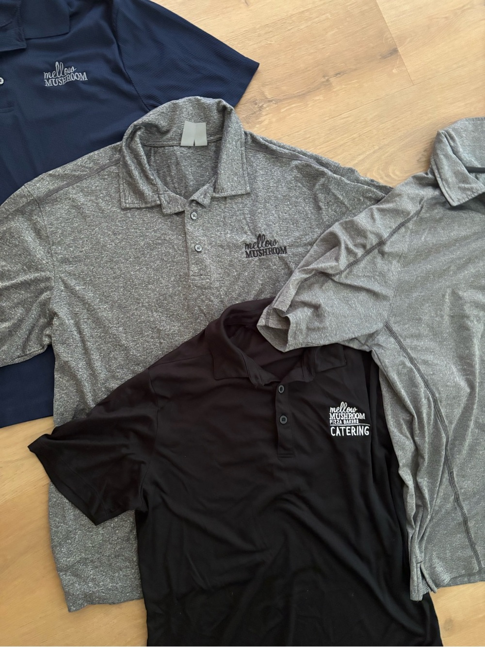 Mellow Mushroom Collared Shirt Lot - Picture 5 of 5
